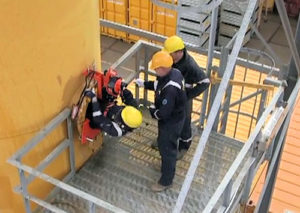 Hanging ladder entering confined space 05