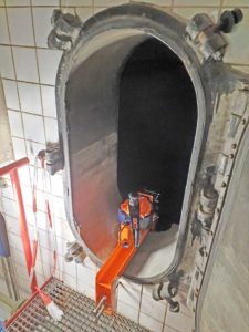 FAB15R-fall-arrest-block-TankClamp-FAB15R-manhole-door-confined-space