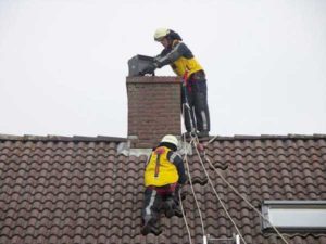 HONORoof-Safety-system-Temporary-fall-protection-roofline-system-fall-protection-safe-work-roofs-fire-brigade-chimney