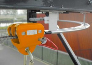HONORope-Double-Safe-fall-protection-system-trolley-passes-turn