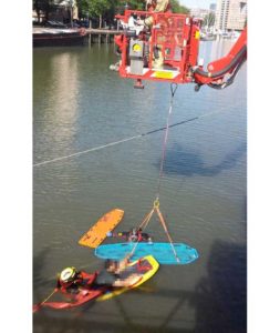 Rescue-Basket-Stretcher-D90-rescue-drowning-persons-Rotterdam-lift-lift-fire-brigade