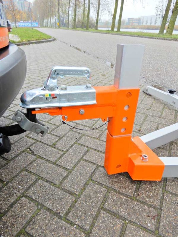 TwinSleeve®-Davit-transport-towbar